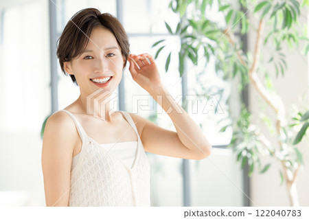 Beauty image female portrait 122040783