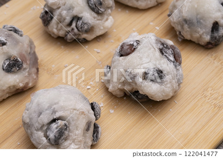 Mame Daifuku, Kuromame Daifuku, Make Daifuku using leftover black beans Mame Daifuku, Kuromame Daifuku, Make Daifuku using leftover black beans 122041477