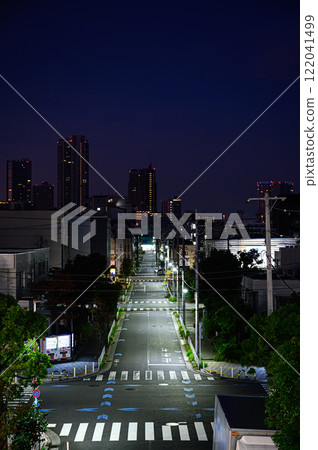 Urban night view 122041499