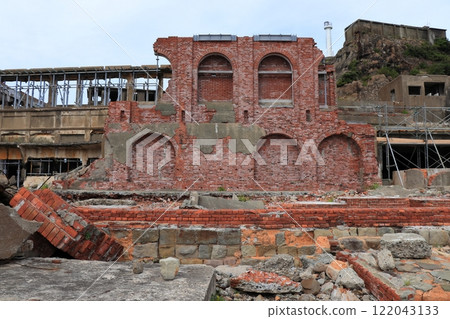 World Heritage Site: Gunkanjima (Hashima Island)《Nagasaki》 122043133