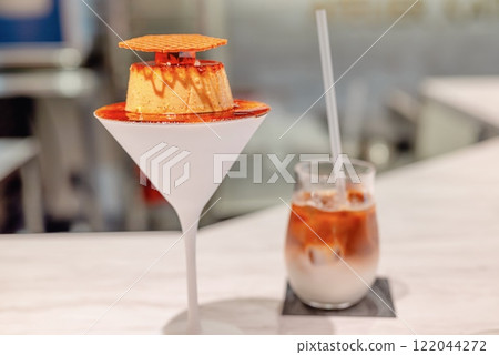 Cafe latte and pudding parfait Cafe latte and pudding parfait 122044272