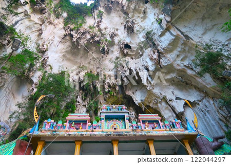 黑風洞 (Batu Caves)，受穆魯幹勳爵 (Lord Murugan) 保護的印度教聖地 122044297