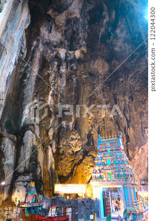 黑風洞 (Batu Caves),受穆魯幹勳爵 (Lord Murugan) 保護的印度教聖地 黑風洞 (Batu Caves),受穆魯幹勳爵 (Lord Murugan) 保護的印度教聖地 122044300