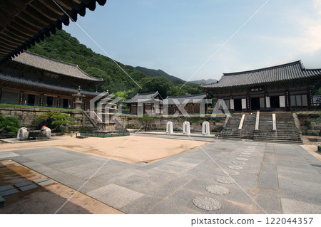 Gurye Hwaeomsa Temple Gurye Hwaeomsa Temple 122044357