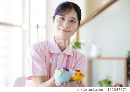 Caregiver portrait 122047271
