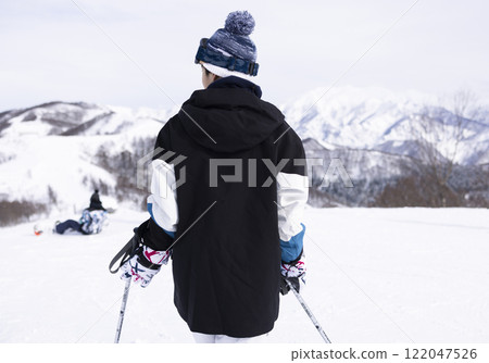 Children enjoying skiing 122047526