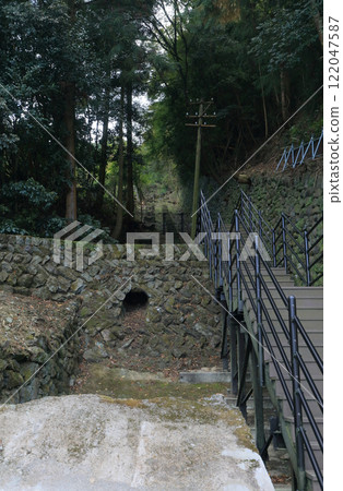 Minetopia Besshi, remains of the penstock of the former Hadeba Hydroelectric Power Plant on the mountain side in the Hadeba Zone Minetopia Besshi, remains of the penstock of the former Hadeba Hydroelectric Power Plant on the mountain side in the Hadeba Zone 122047587
