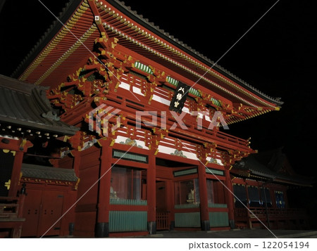 Illuminated Tsurugaoka Hachimangu Shrine (Romon Gate) in Kamakura 122054194
