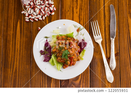 Homemade bean salad with vegetables 122055931