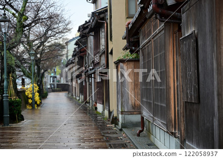 石川縣金澤市淺野川沿岸的主要城鎮茶屋地區 石川縣金澤市淺野川沿岸的主要城鎮茶屋地區 122058937
