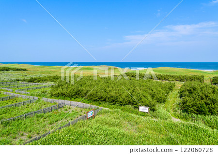 從北海道襟裳百人浜展望台眺望太平洋 從北海道襟裳百人浜展望台眺望太平洋 122060728