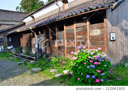 舊機器藏紅花酒製造本舖（新潟縣） 122061803