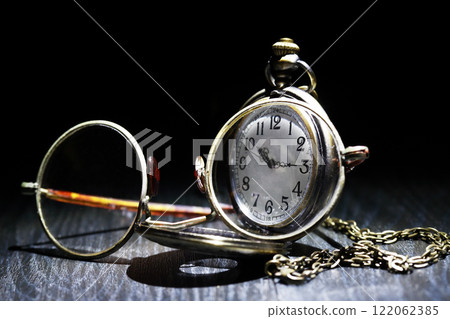 Watch And Glasses 122062385