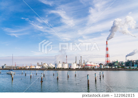 從霞浦綠地公園眺望四日市工業園區（三重縣四日市市） 122062815