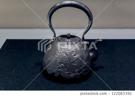 Iwate Prefecture, Morioka City, Nambu Ironware, Iron Teapot with Pine and Crane Design Iwate Prefecture, Morioka City, Nambu Ironware, Iron Teapot with Pine and Crane Design 122063392