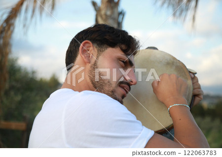 Tambourine Performance Lighting Up Rolling Hills 122063783
