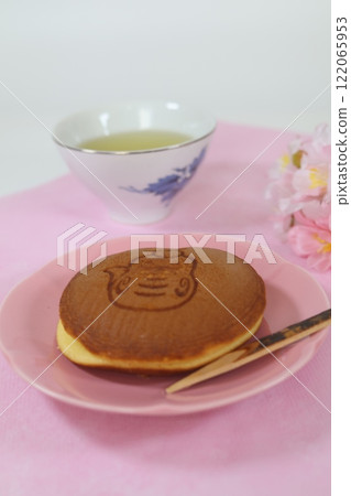 Branded Dorayaki 122065953
