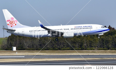 中華航空B737-800十三進場 122066128