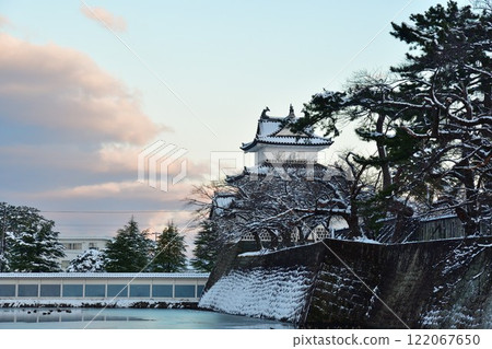 Shibata Castle in winter (Niigata Prefecture) 122067650