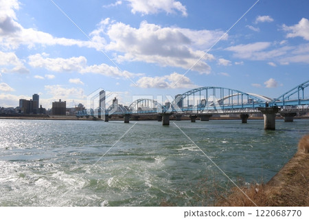 Aqueduct bridge spanning the Yodo River Aqueduct bridge spanning the Yodo River 122068770