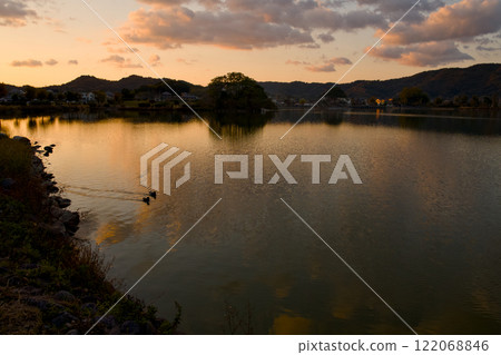 平池綠地公園的夜景 122068846