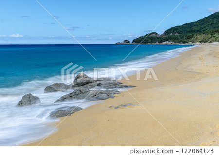 Yakushima's largest sea turtle nesting site, Nagata Inakahama (Autumn) 122069123