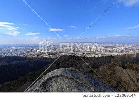 Scenery of Kannon Rock at Katanoyama in Katano City, Osaka Prefecture Scenery of Kannon Rock at Katanoyama in Katano City, Osaka Prefecture 122069144
