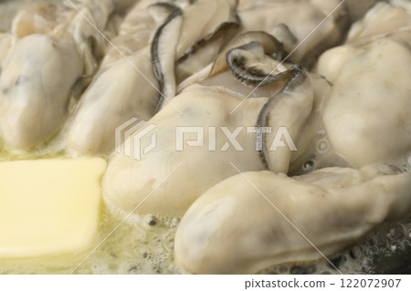 奶油烤牡蠣 平底鍋烤牡蠣 奶油烤牡蠣 平底鍋烤牡蠣 122072907