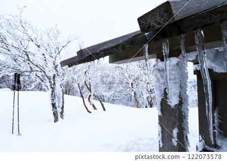 The beauty and power of frost on Mt. Watamuki 122073578