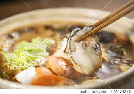 Oyster hotpot 122074238