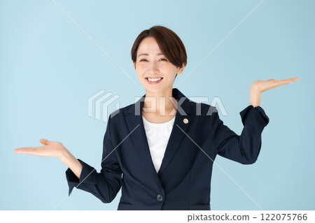 Female lawyer, scales, smile 122075766