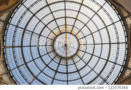 ITALY, MILAN - SEPTEMBER 27, 2014 - Ceiling of galleria Vittorio Emanuele II 122076368
