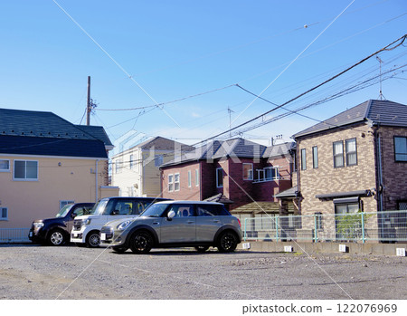 未鋪砌的停車場 122076969