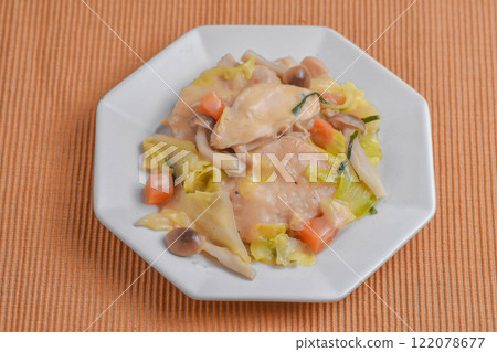 Grilled chicken and vegetables with miso 122078677