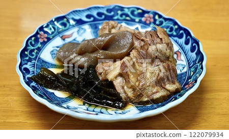 Braised pork, konjac and kelp Braised pork, konjac and kelp 122079934