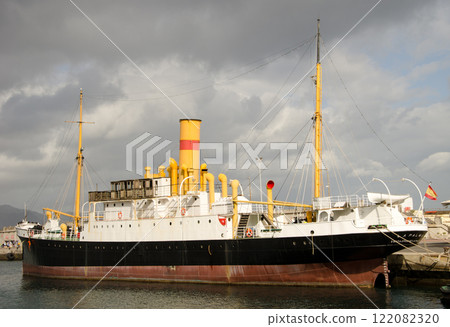 Ship in the port of Santa Cruz de Tenerife. 122082320