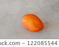 Ripe mango 122085544
