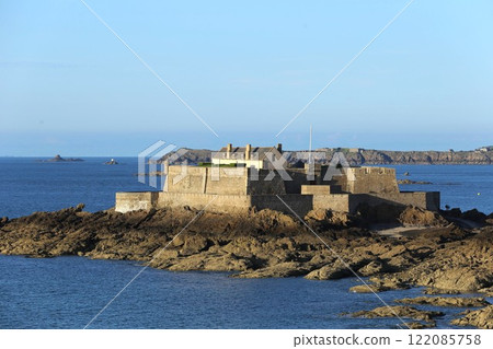 National Fort, located off the coast of Saint-Malo, where the medieval townscape remains National Fort, located off the coast of Saint-Malo, where the medieval townscape remains 122085758