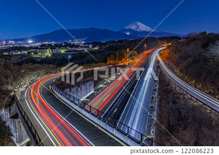 [Shizuoka Prefecture] Laser beam on the Izu Longitudinal Highway 122086223