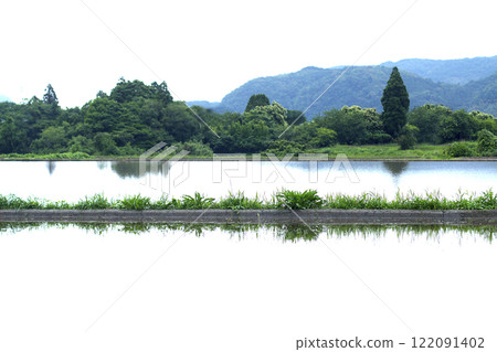 Satoyama and paddy fields 122091402