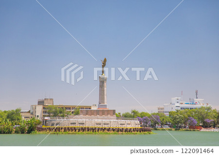 Antananarivo capital of Madagascar. Lots people on street on sunny hot day. 122091464