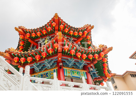 largest Buddhist temple Thean Hou Kuala Lumpur. facade decorated Chinese denlong 122091555