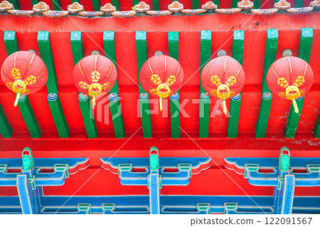 largest Buddhist temple Thean Hou Kuala Lumpur. facade decorated Chinese denlong largest Buddhist temple Thean Hou Kuala Lumpur. facade decorated Chinese denlong 122091567