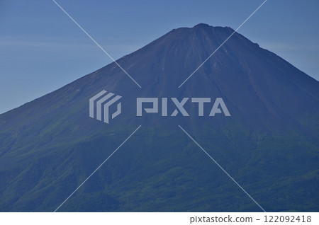 從禦坂山十二嶽山頂眺望夏季的富士山 122092418