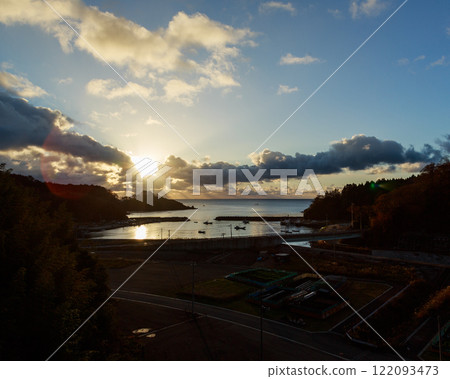東日本大地震 宮城三陸 122093473