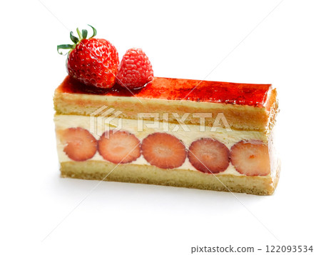 Strawberry and raspberry buttercream cake isolated on white background 122093534