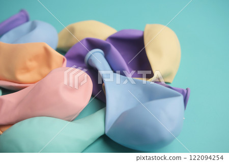 Vibrantly Colorful Latex Balloons Perfect for Celebrations and Events 122094254