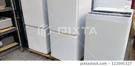 Recycle shop appliances 122095327