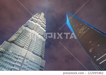 Night view of Shanghai 122095962