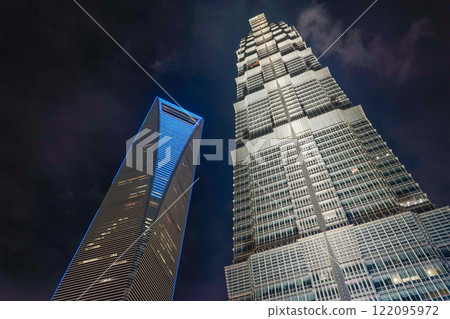 上海的夜景 122095972